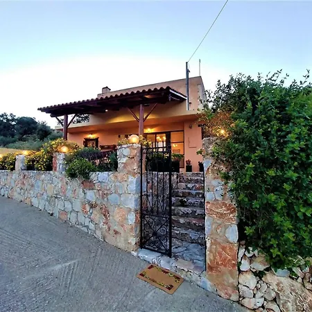 בית נופש Thymes Traditional House Loulos